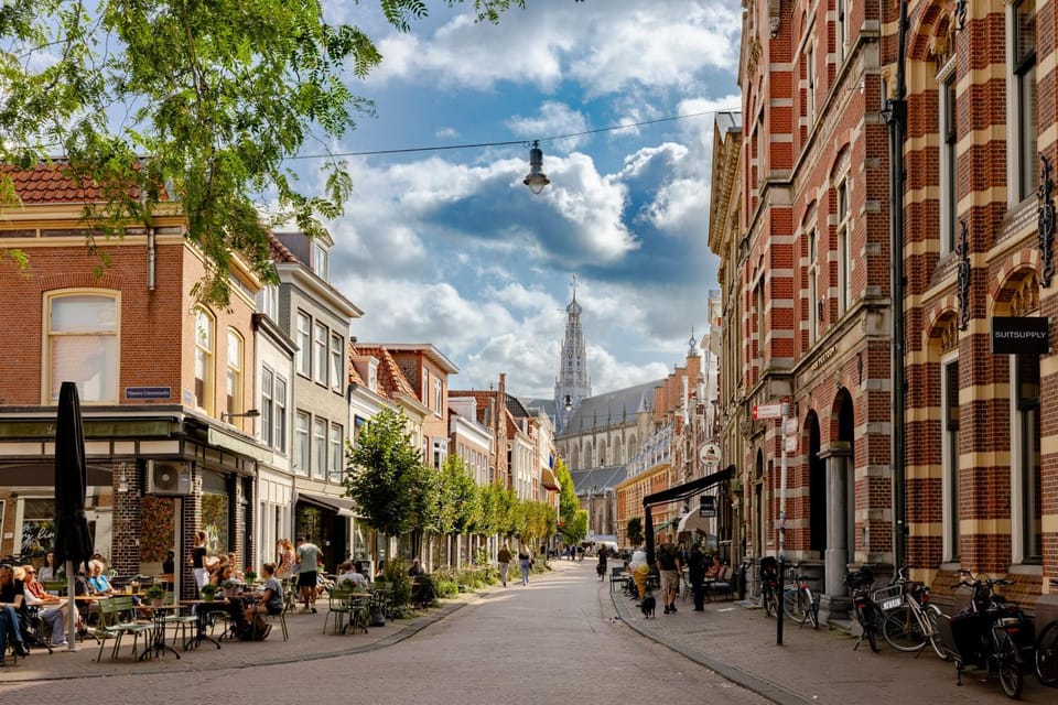 Neighbourhood, City view, Street view