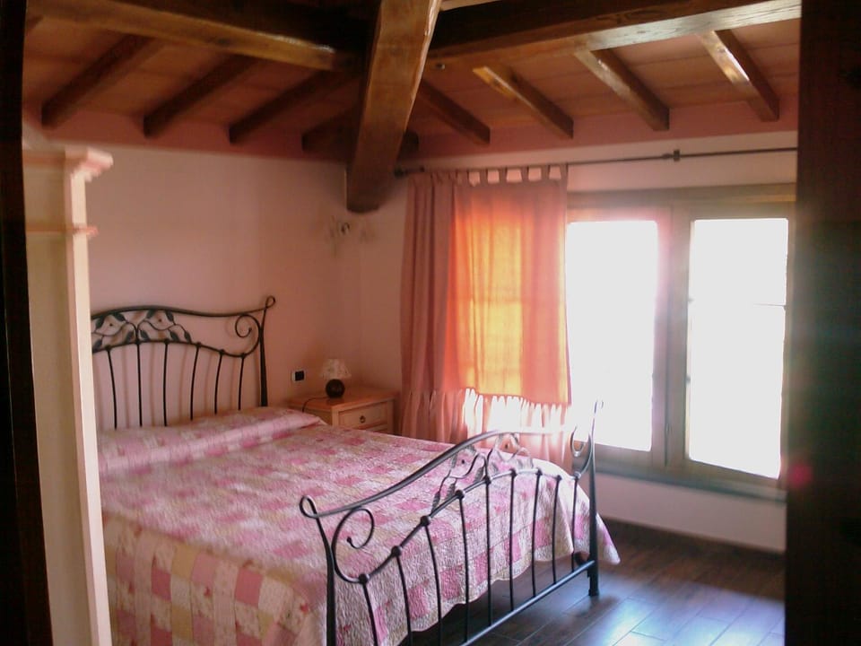 Attico in Villa Fresco vista Mare 2 matr 2 bagni 8 posti letto Apartment in Marina di Massa