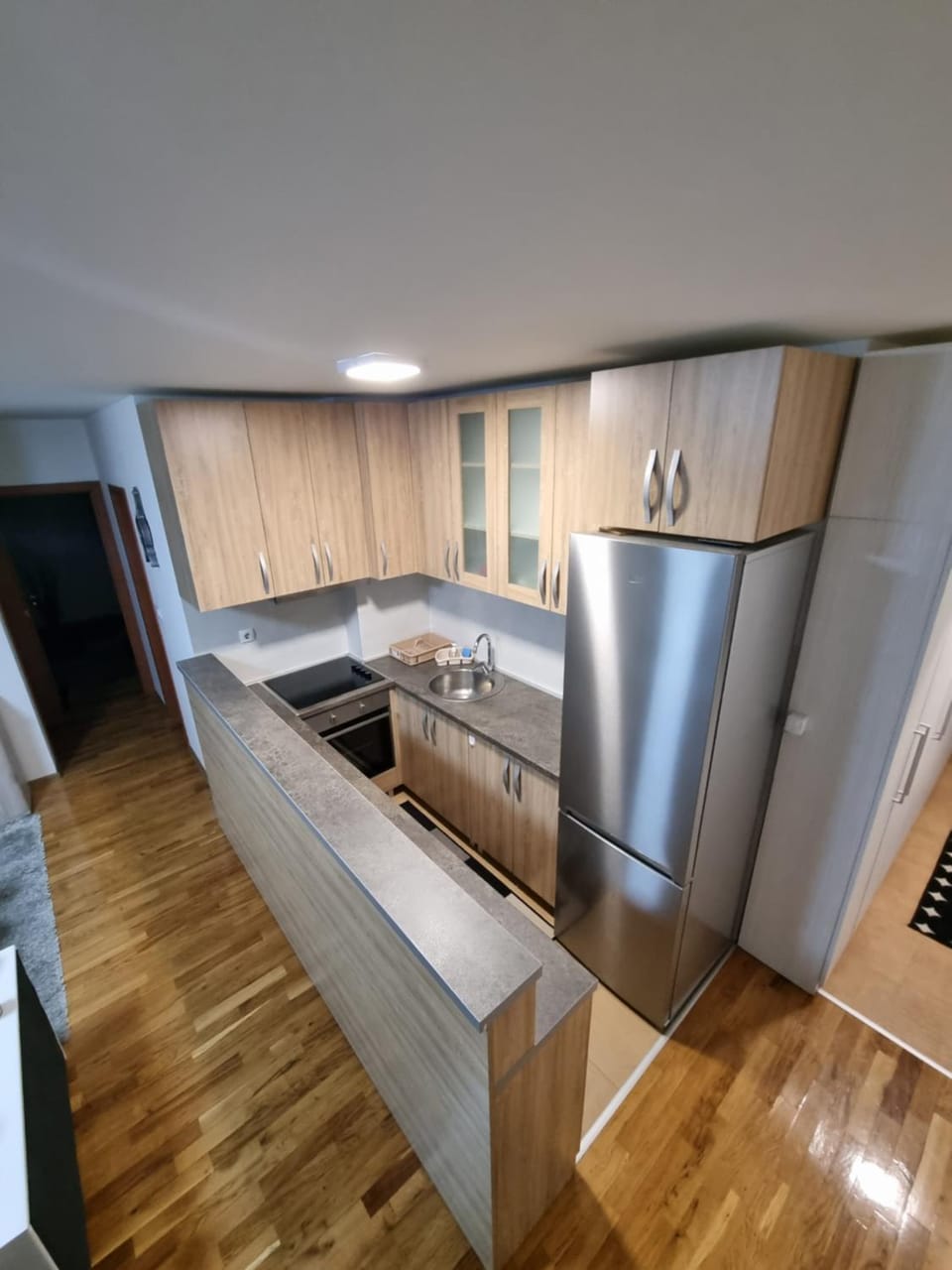 Kitchen or kitchenette, Communal kitchen