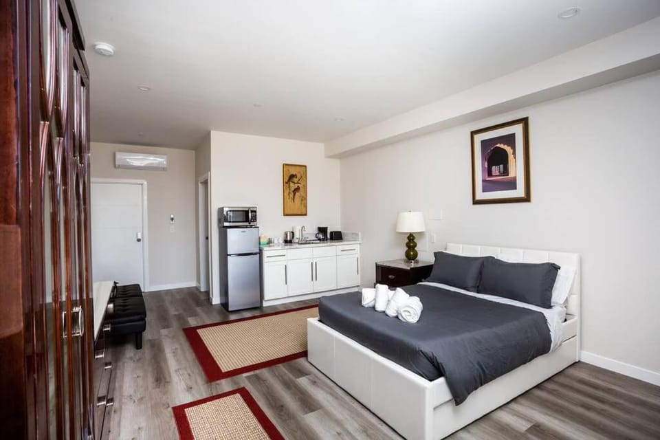 Centrally Located Cozy Studio Apartment in SD Apartment in San Diego