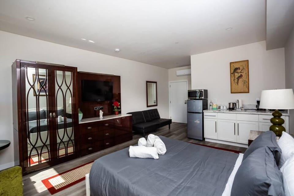 Centrally Located Cozy Studio Apartment in SD Apartment in San Diego