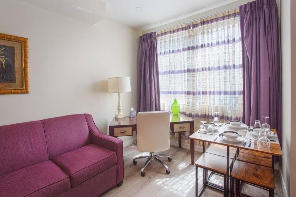 Spacious 1 Bedroom Apartment in Heart of San Diego Apartment in San Diego