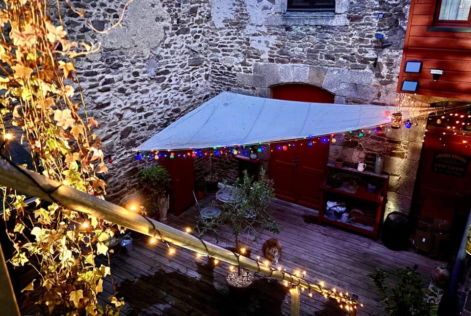 Inner courtyard view