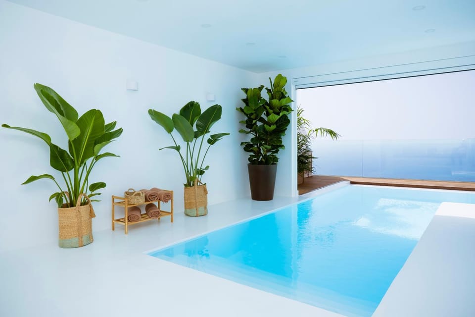 Pool view, Swimming pool
