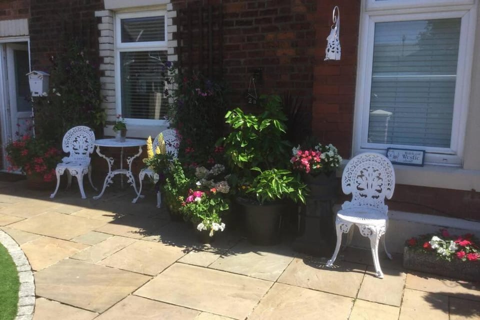 Garden, Garden view