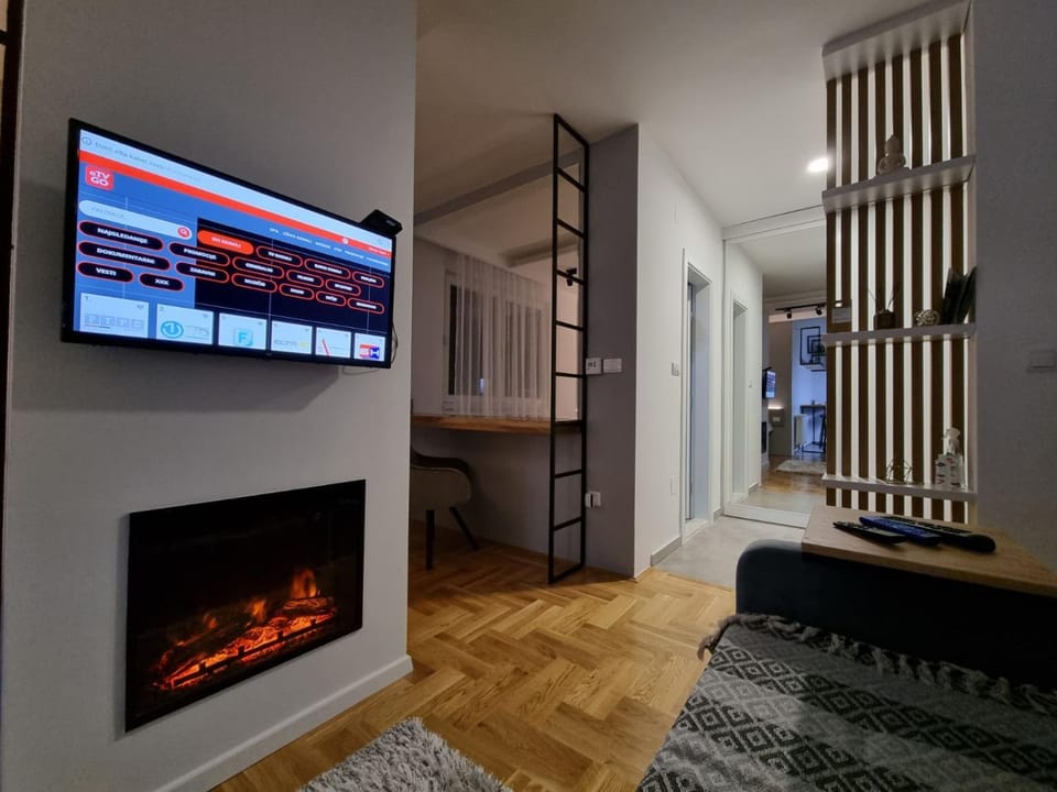 TV and multimedia, flat iron