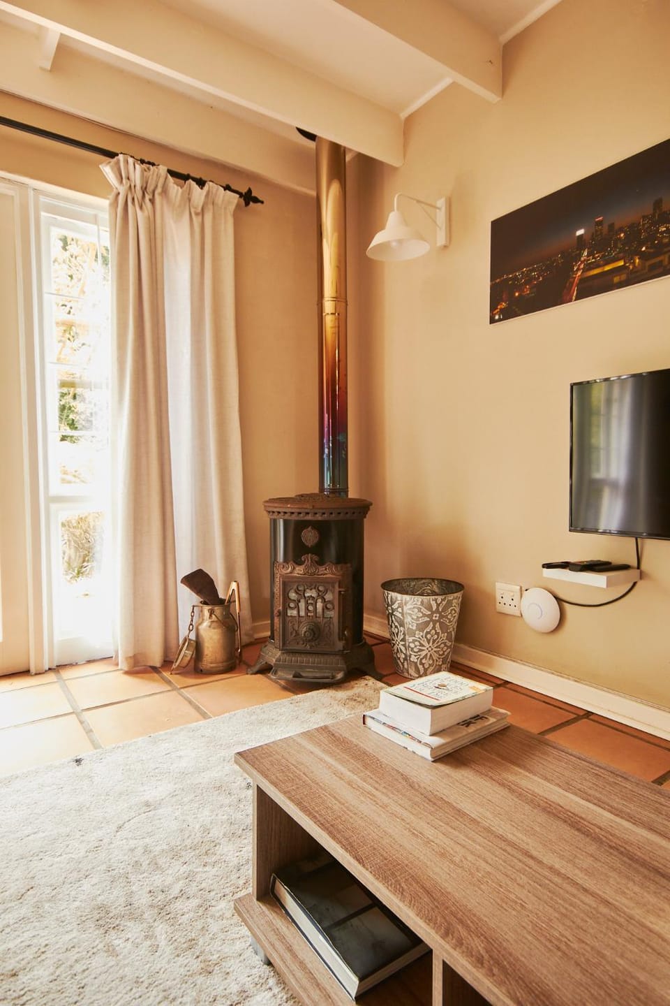 TV and multimedia, Living room, flat iron