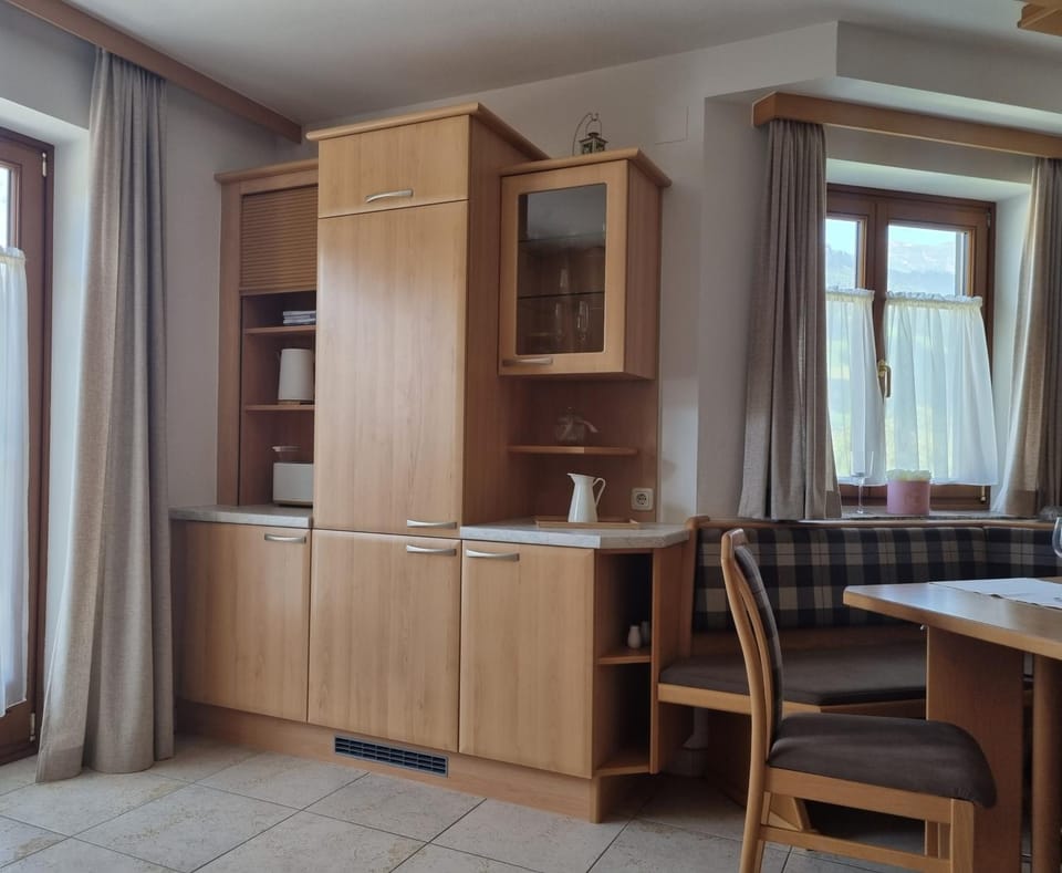 Kitchen or kitchenette, kitchen