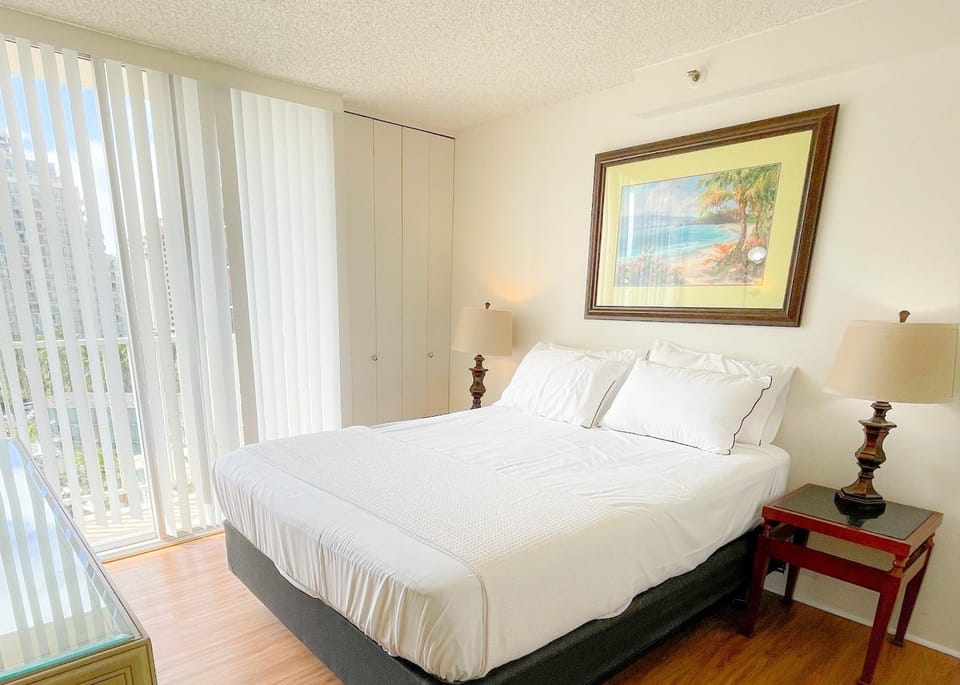 Pacific Monarch Paradise 1-Bedroom Apartment in Honolulu