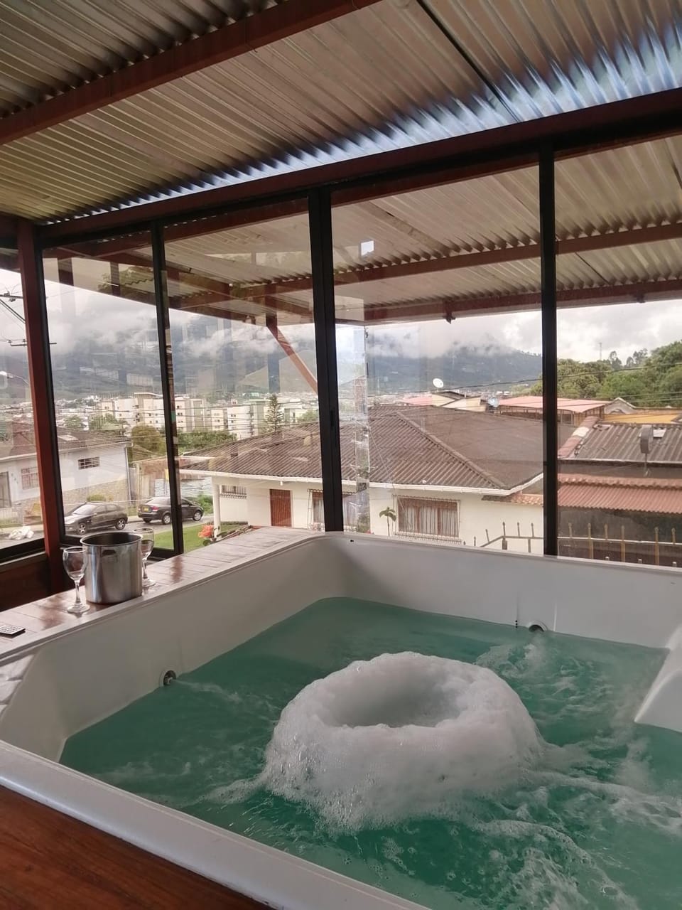 Hostal spa casa de piedra con jacuzzi Apartment in Santa Rosa de Cabal