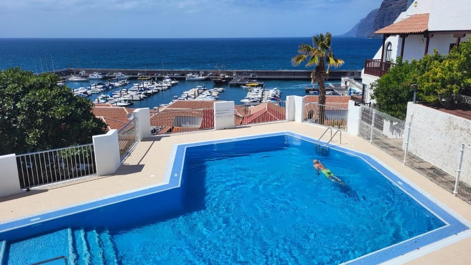 Sea view, Swimming pool