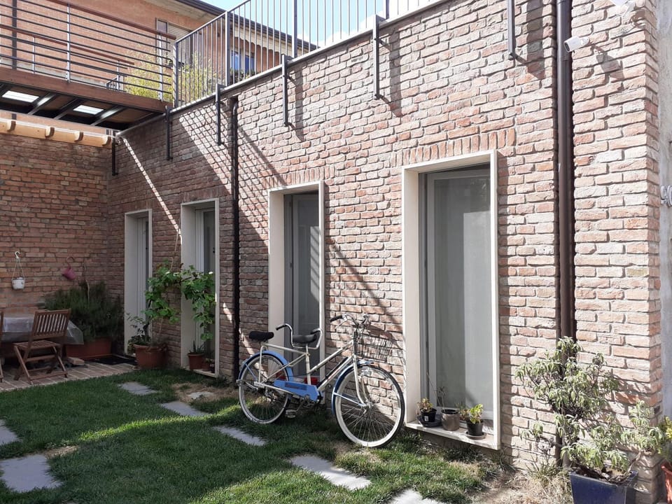 Property building, Garden