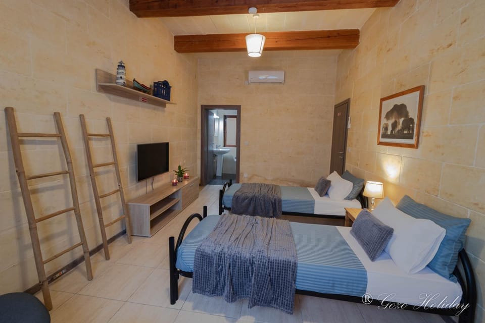 Hollies House in Malta