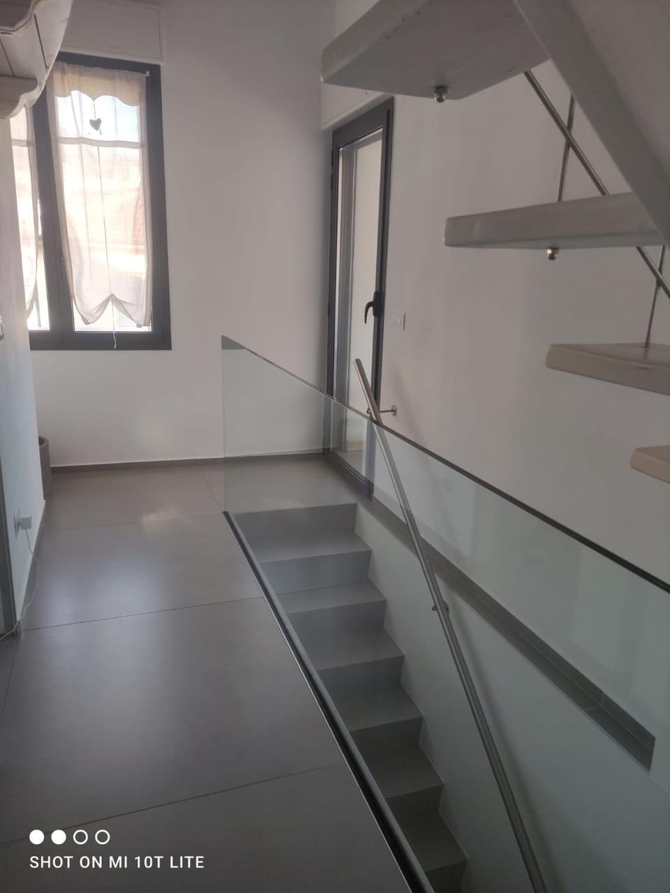 Appartamento Spotorno con ampio terrazzo attrezzato anche con angolo cottura Apartment in Spotorno