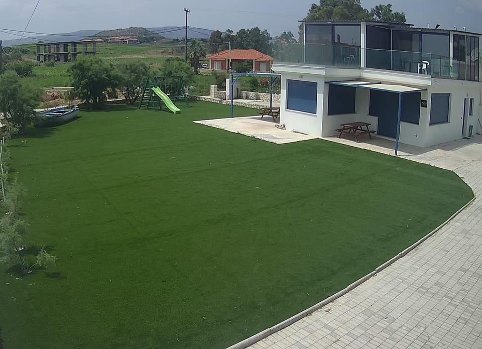 Property building, Garden, Garden, Garden view