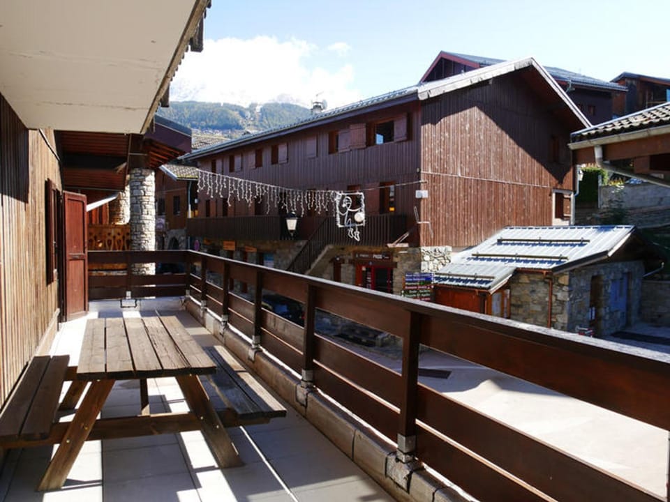 Appartement Montchavin, 2 pièces + mezzanine, 7 pers, pied commerces/pistes, terrasse exposée sud - FR-1-329-70 Apartment in Landry