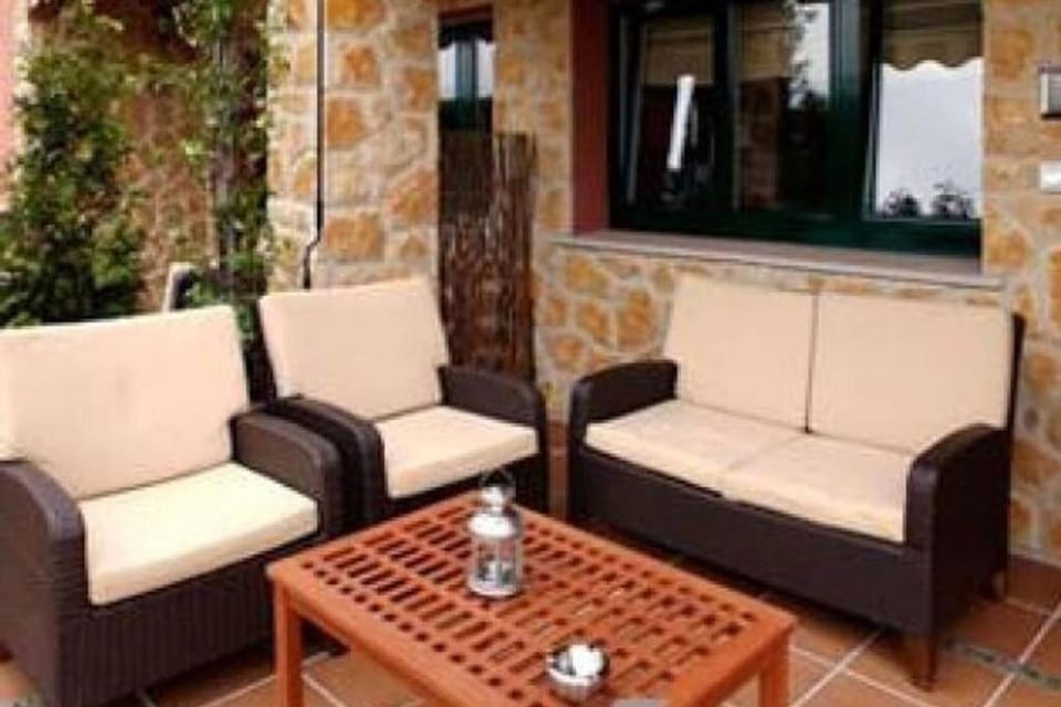 Patio, Lobby or reception