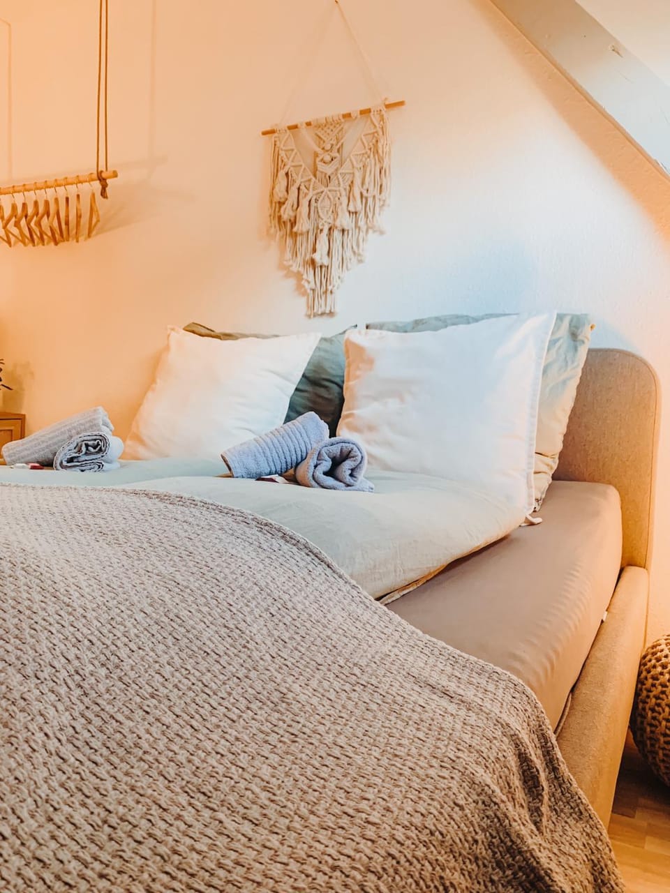 Bed, Bedroom