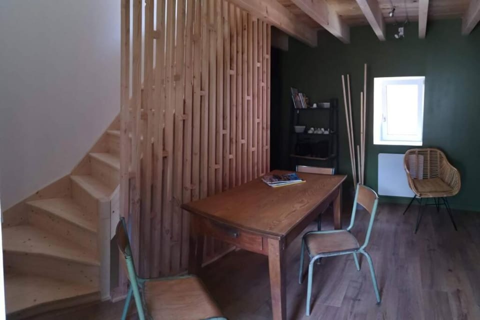 La Dilettante, petite maison rénovée, avec jardin House in Auvergne-Rhône-Alpes