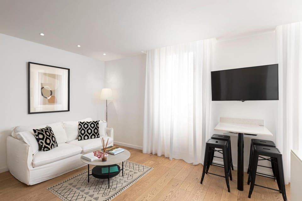 Luxury Apartment 100 m to Palais des Festivals Apartment in Cannes