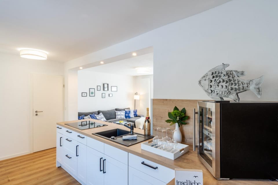 TV and multimedia, Kitchen or kitchenette, stove