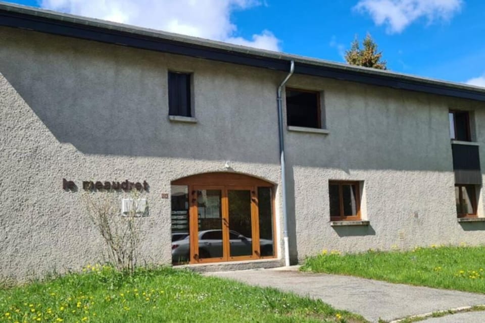 Le Méaudret Apartment in Auvergne-Rhône-Alpes