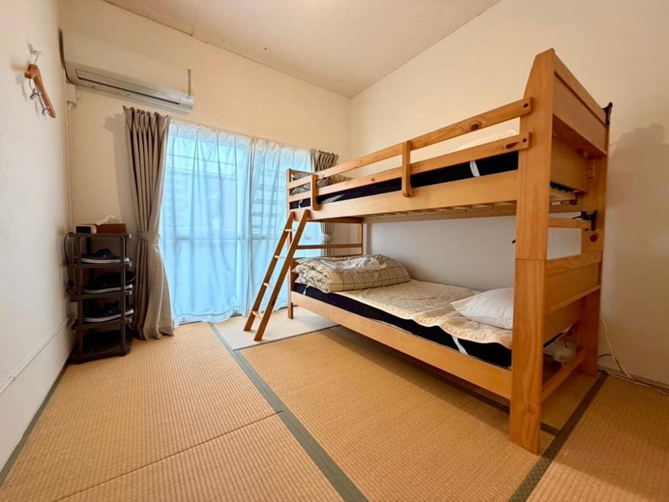 Bed, Photo of the whole room, Bedroom, bunk bed