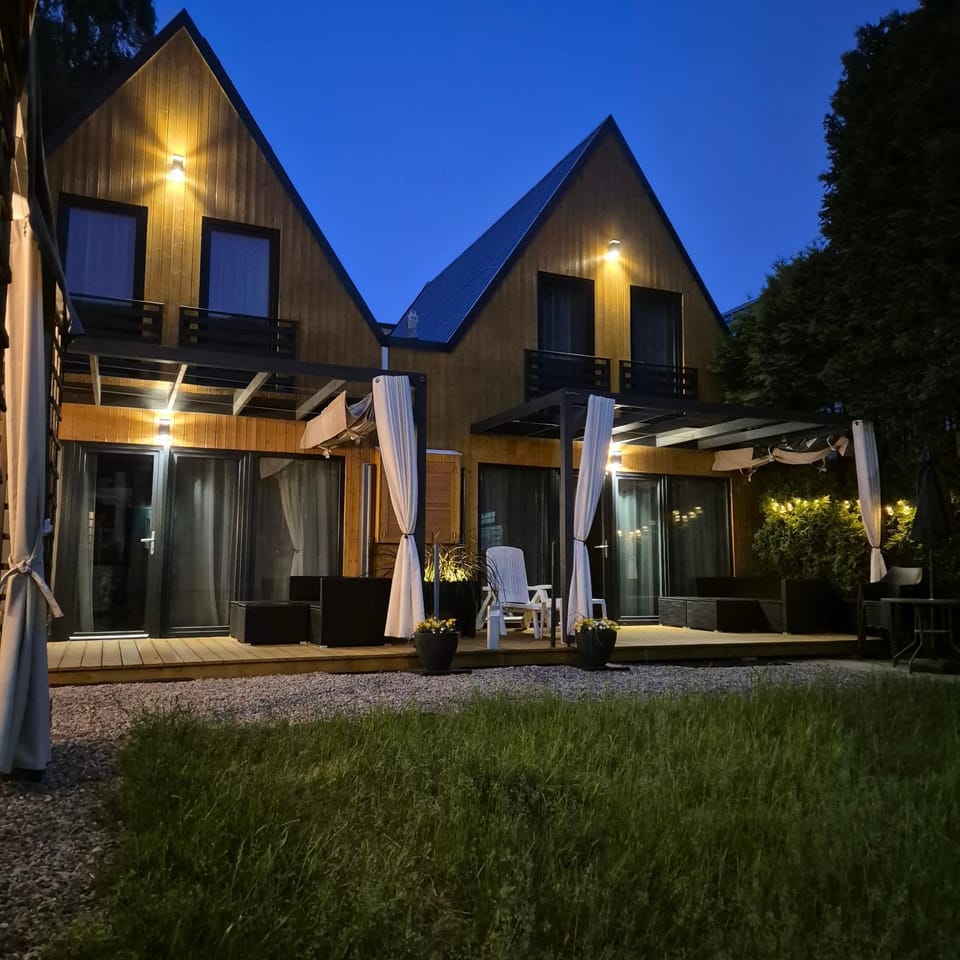 Property building, Night, Garden, Balcony/Terrace