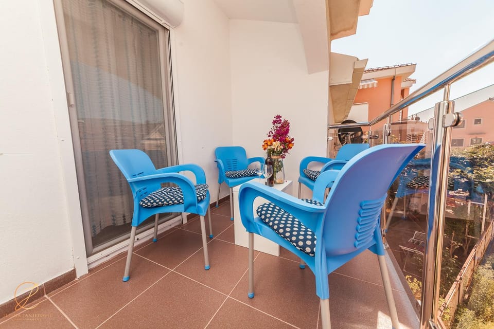 Balcony/Terrace, Garden view, Sea view, Sea view, Quiet street view