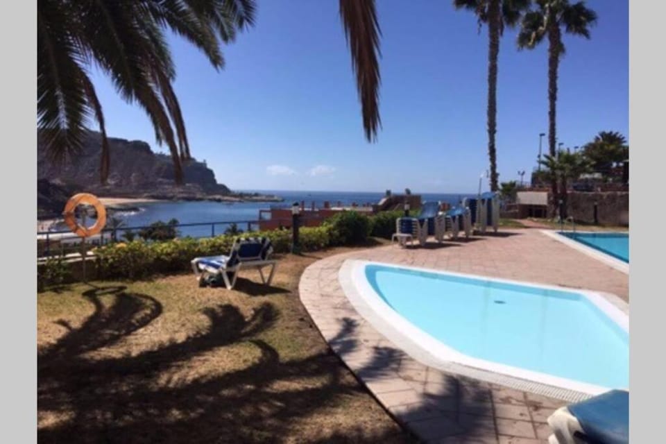 Solarium, Mountain view, Pool view, Sea view, Swimming pool, sunbed