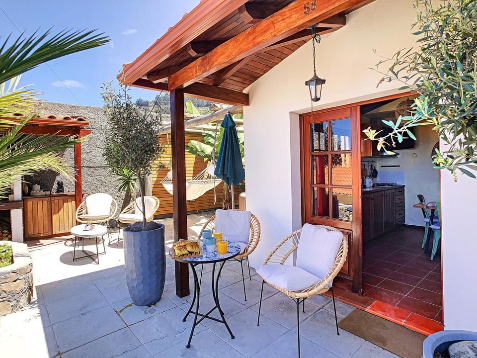 Balcony/Terrace, Decorative detail, kitchen