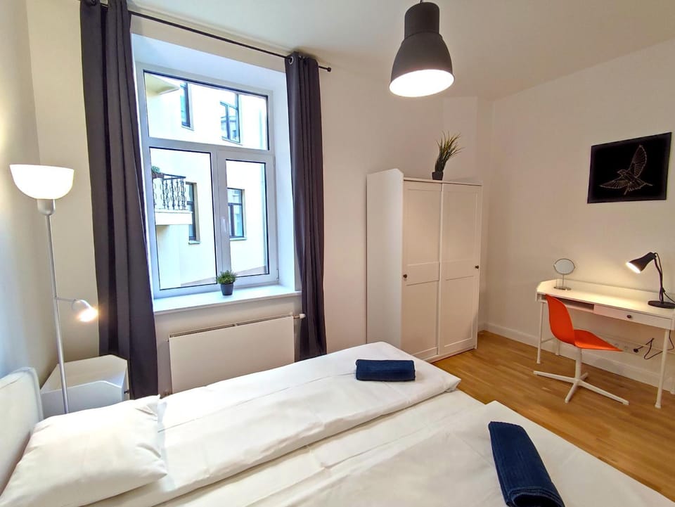Bed, Bedroom