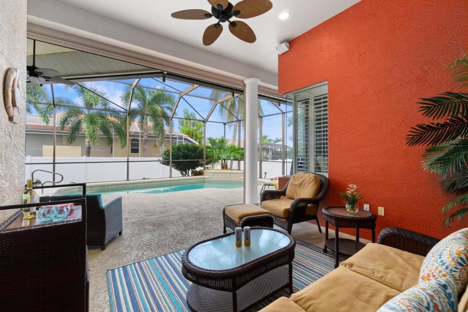 Casa Turquesa House in Marco Island