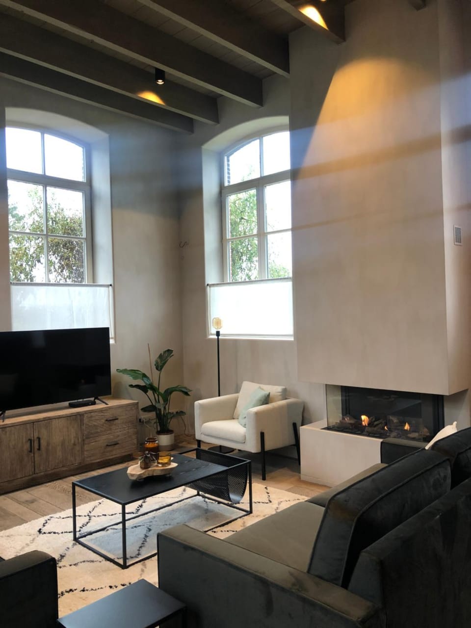 Game Room, Living room