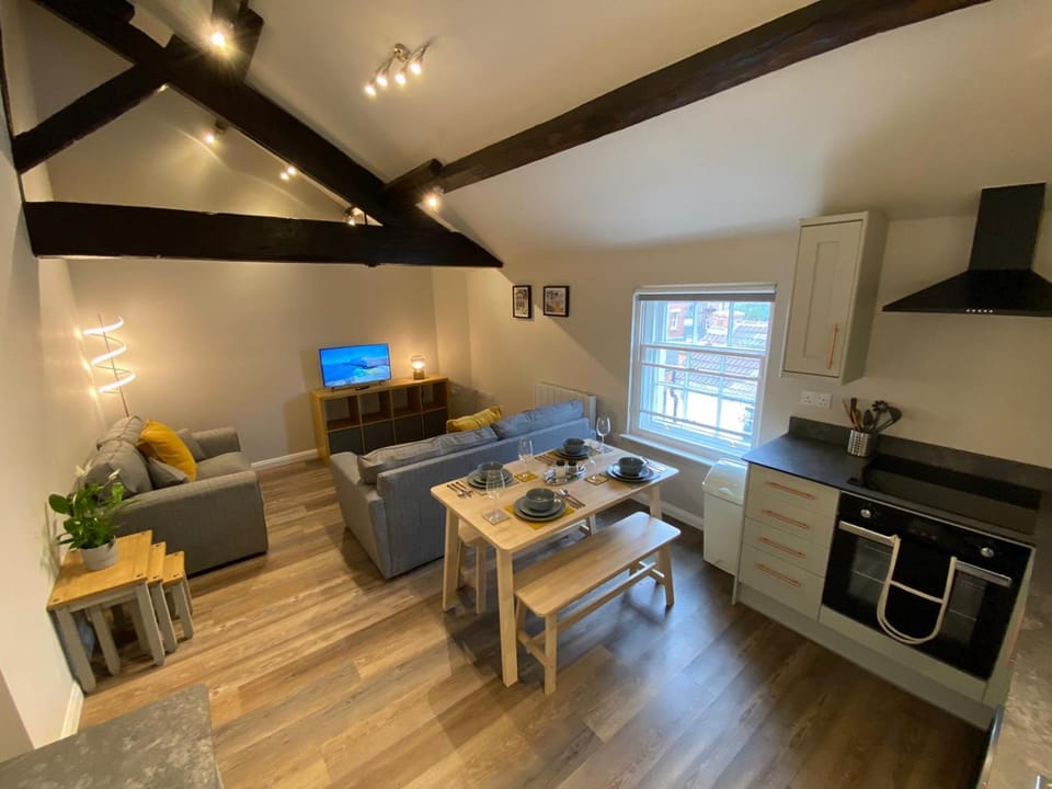 Kitchen or kitchenette, Living room, Dining area