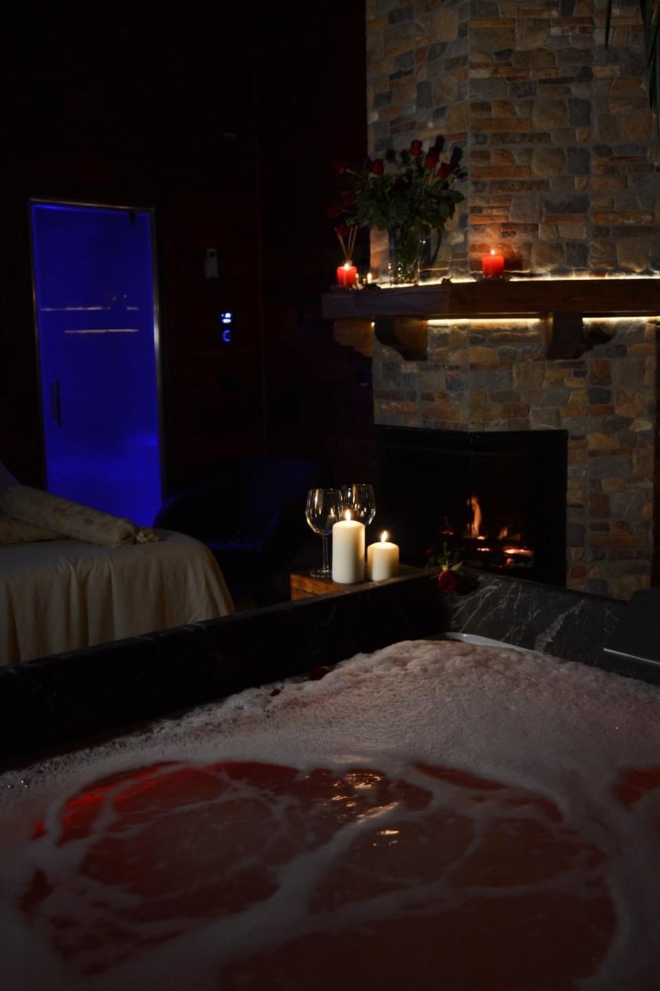 Mini spa in chalet bosco e trullo Resort in Province of Taranto
