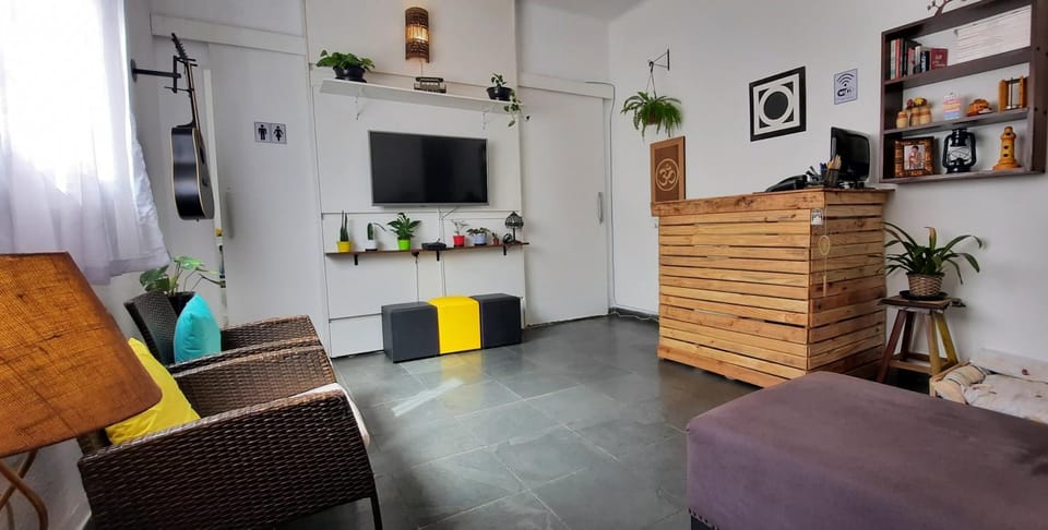 TV and multimedia, Living room, locker