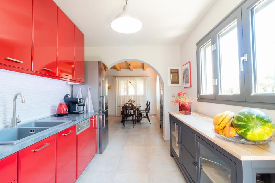 Kitchen or kitchenette, kitchen
