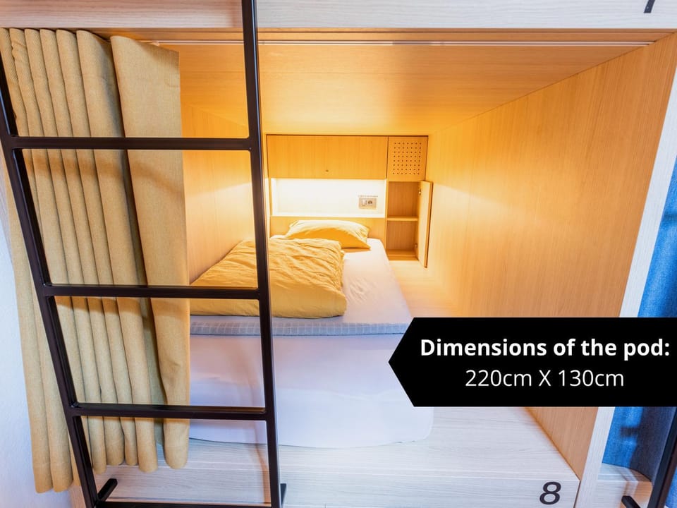 Bed, bunk bed
