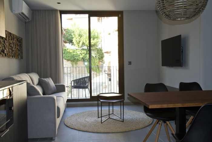 MOCHO-RURAL-HOME LONJA B Apartment in Beceite