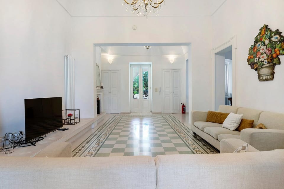 Property building, Living room