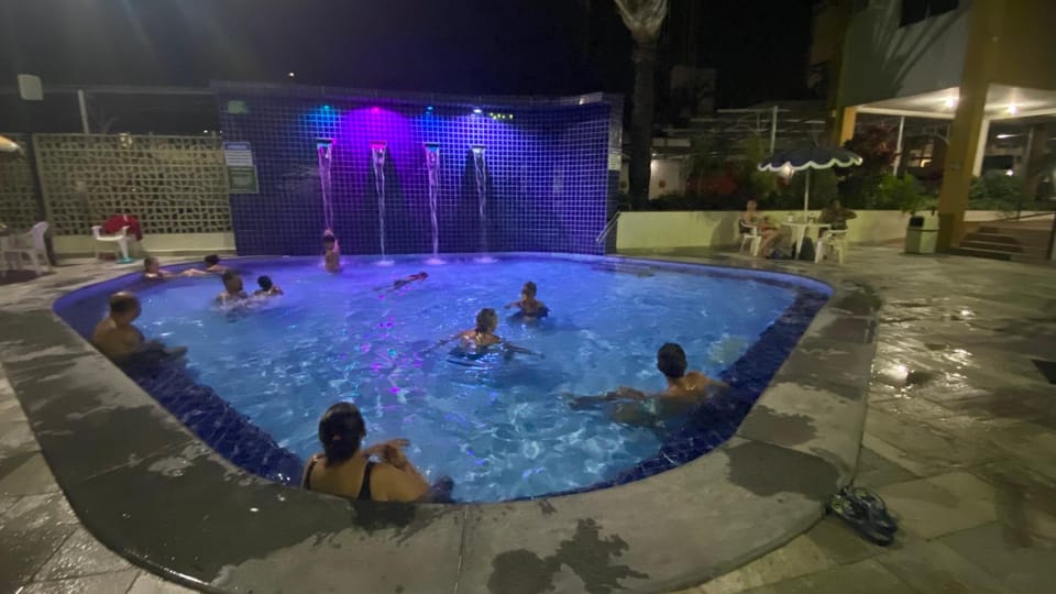 Swimming pool, Swimming pool