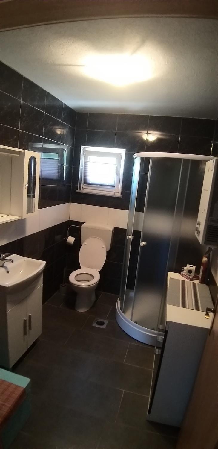 Toilet, Bathroom