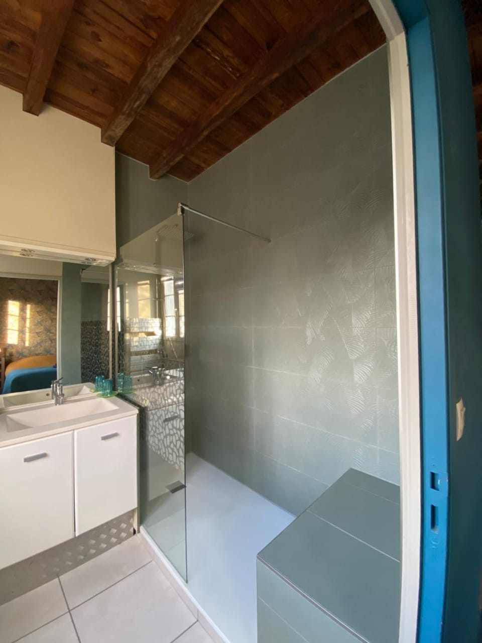 Shower, Bathroom