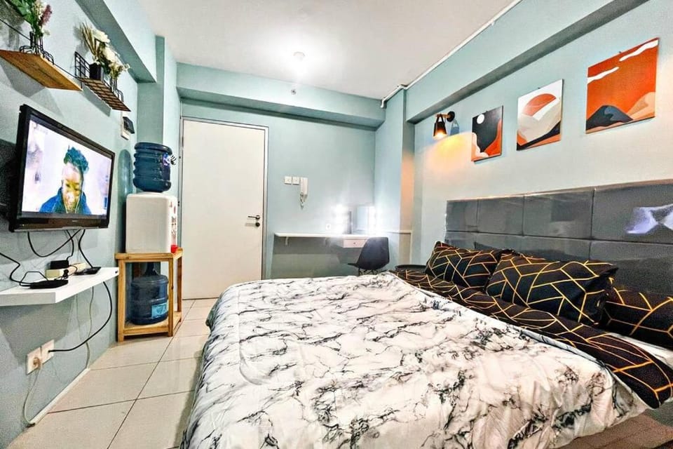 Scandinavian Homey Studio City View at Apt Green Bay Pluit Tower A Apartment in Jakarta