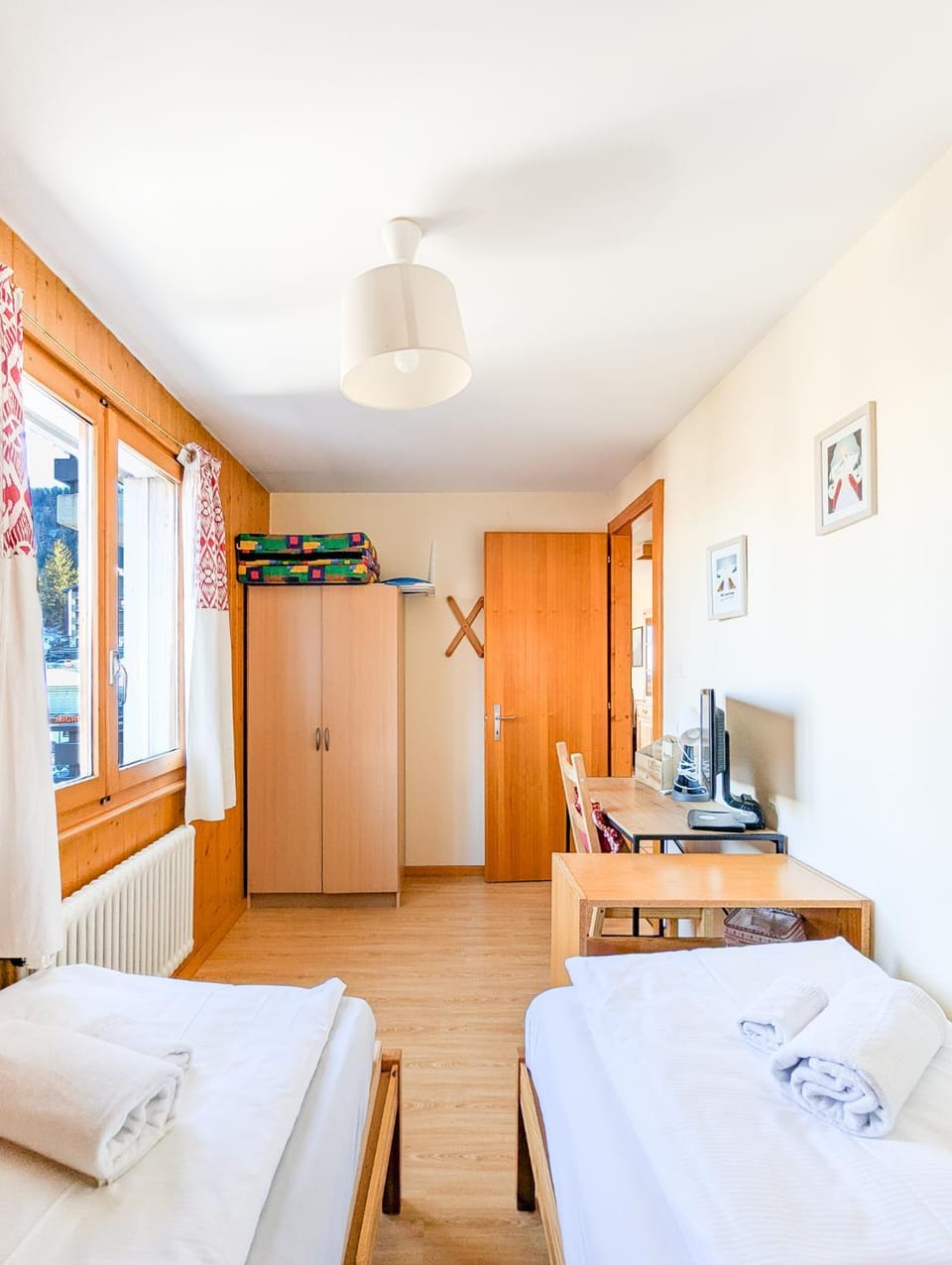 Bed, Photo of the whole room, Bedroom, wardrobe
