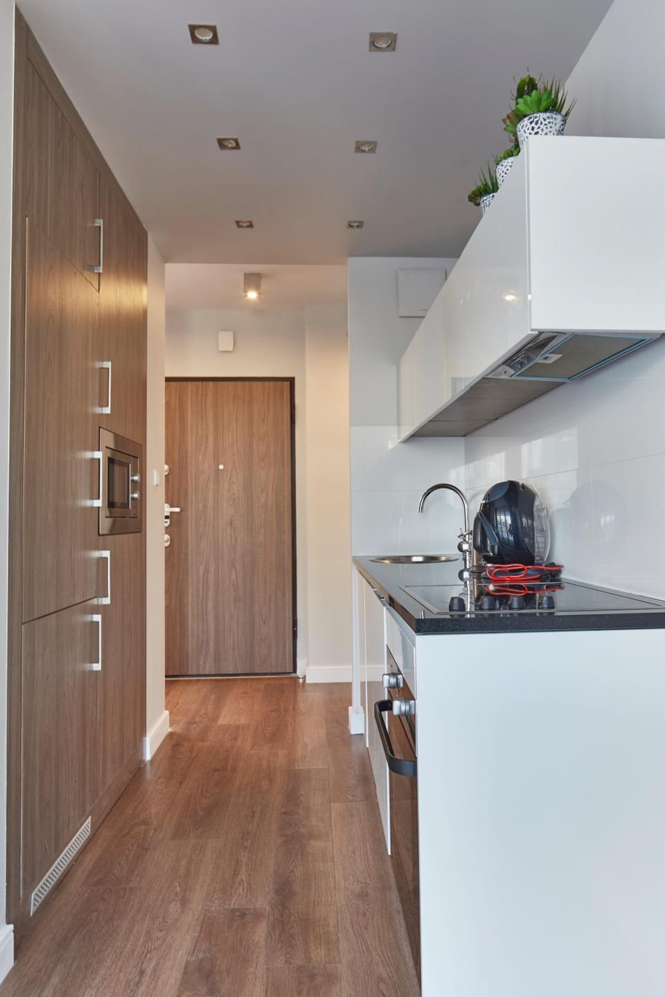 Kitchen or kitchenette, Dining area, Communal kitchen