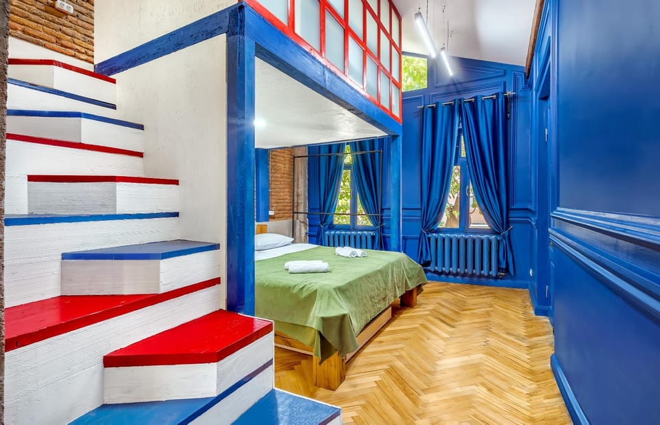 Bed, Photo of the whole room