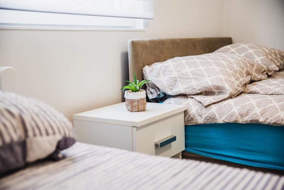 Bed, Living room, Bedroom