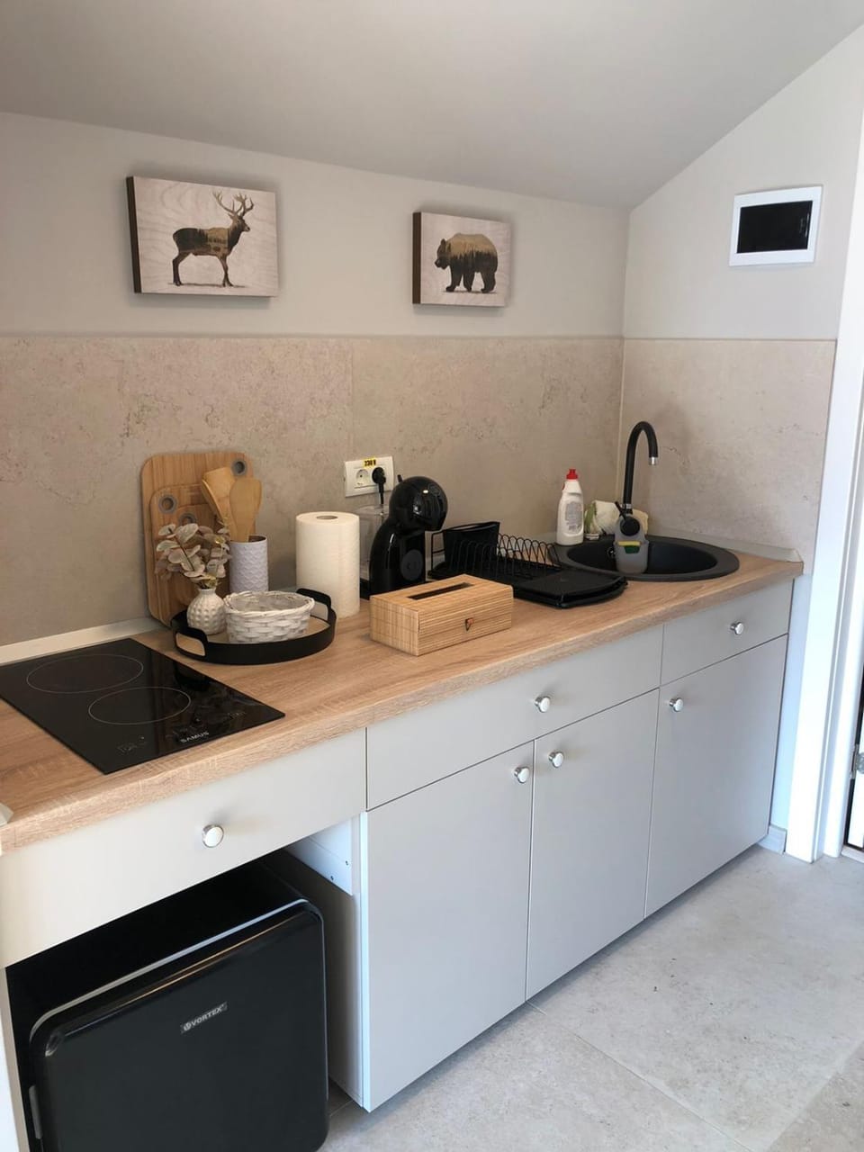 Coffee/tea facilities, Kitchen or kitchenette